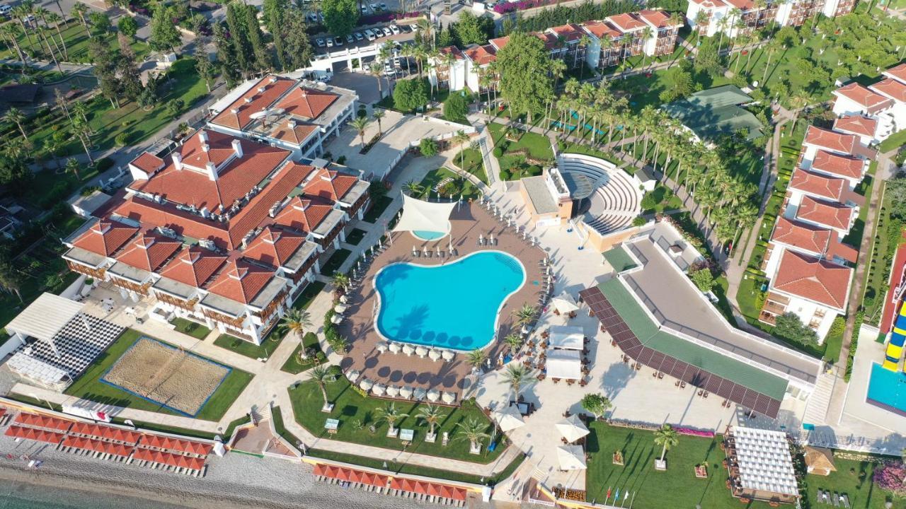 โรงแรมทีที ไฮดรอส คลับ เกเมร์ ภายนอก รูปภาพ Aerial view of the hotel