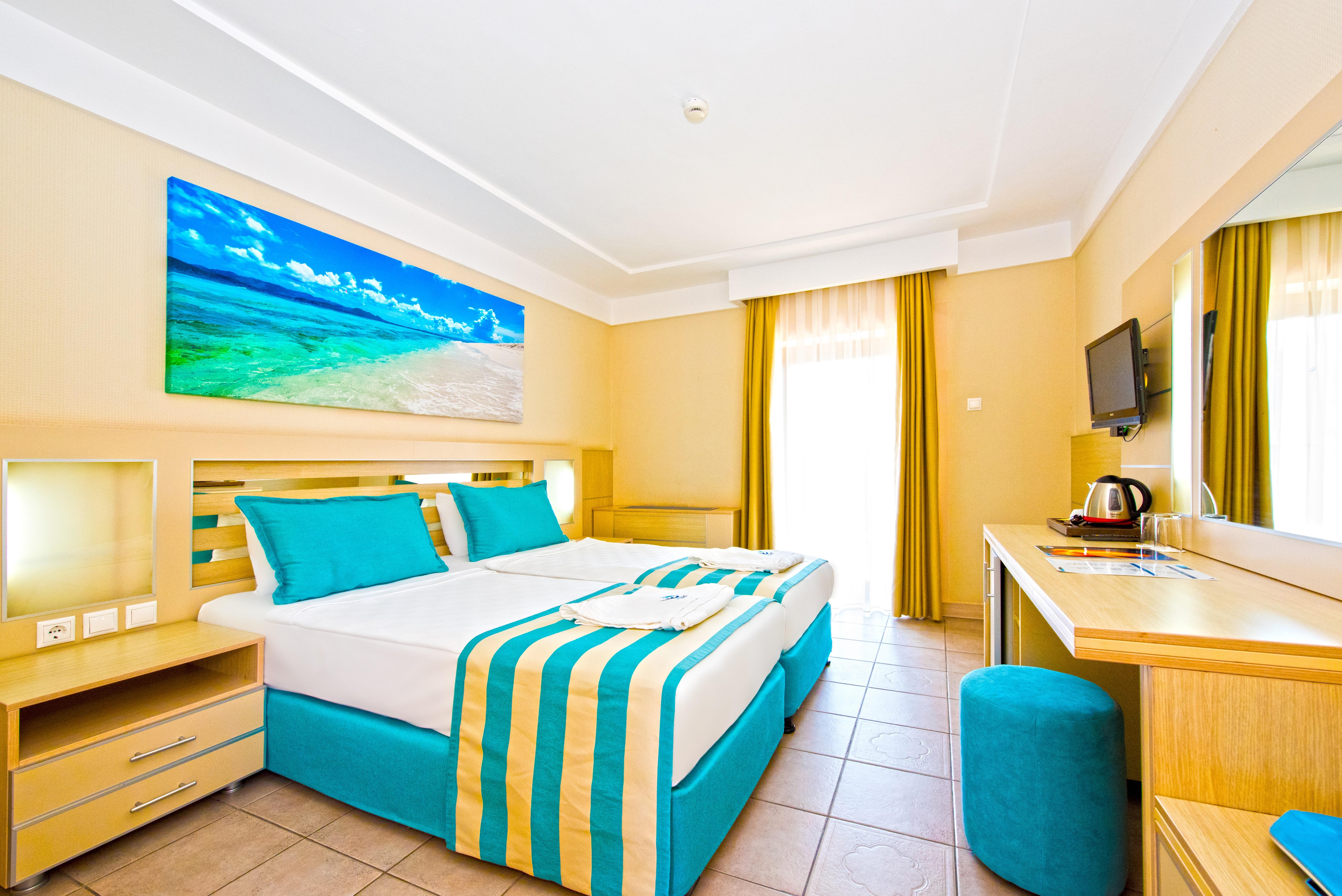 โรงแรมทีที ไฮดรอส คลับ เกเมร์ ภายนอก รูปภาพ A room at the hotel
