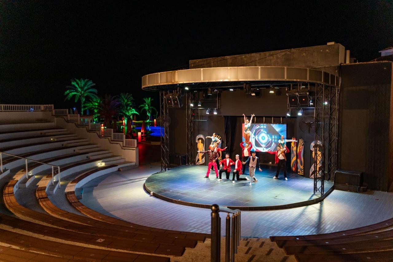 โรงแรมทีที ไฮดรอส คลับ เกเมร์ ภายนอก รูปภาพ The stage of the Amphitheatre