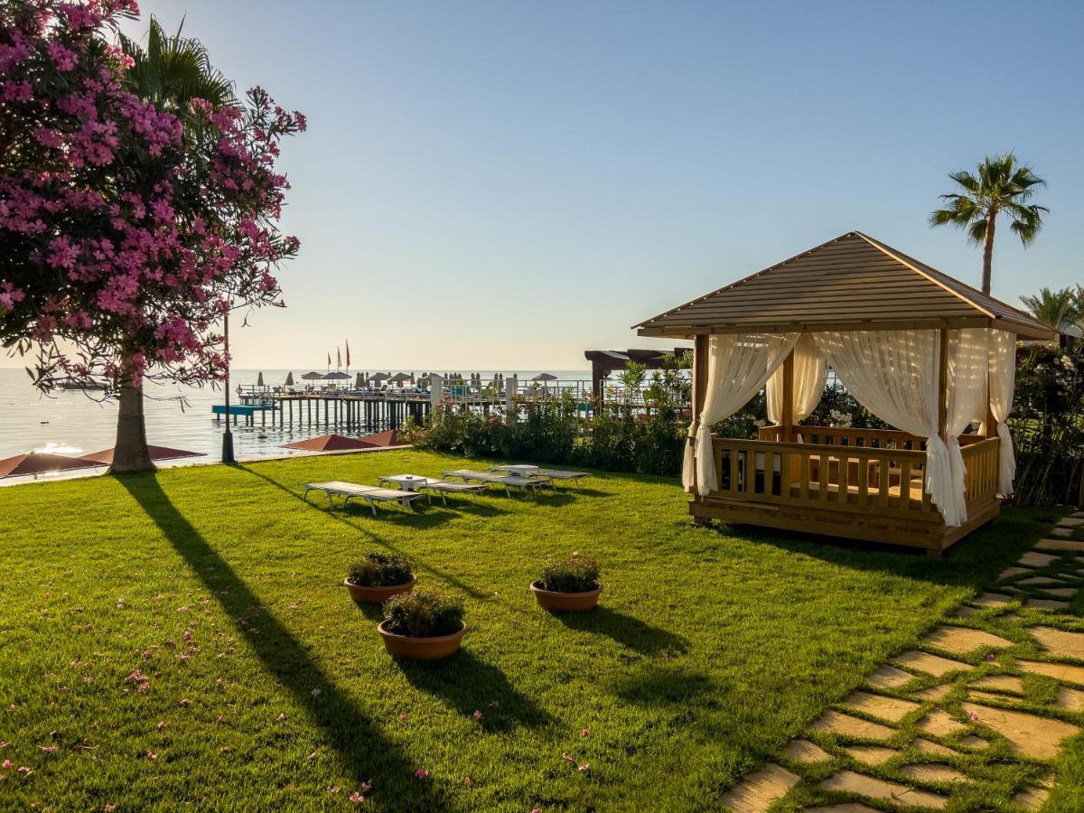 โรงแรมทีที ไฮดรอส คลับ เกเมร์ ภายนอก รูปภาพ 3D rendering of a garden